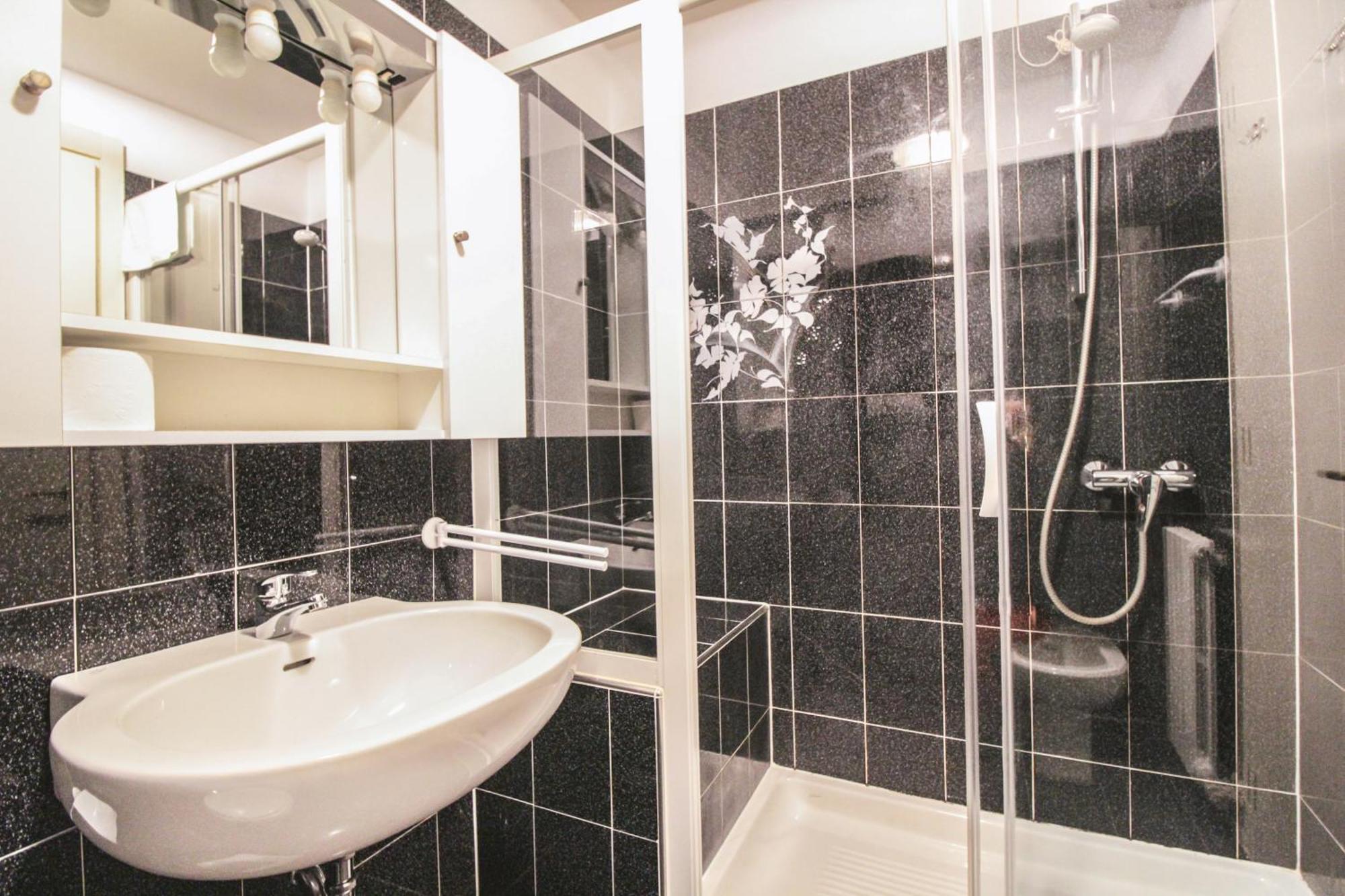 Lario Elegante Apartment Менаджо Екстериор снимка